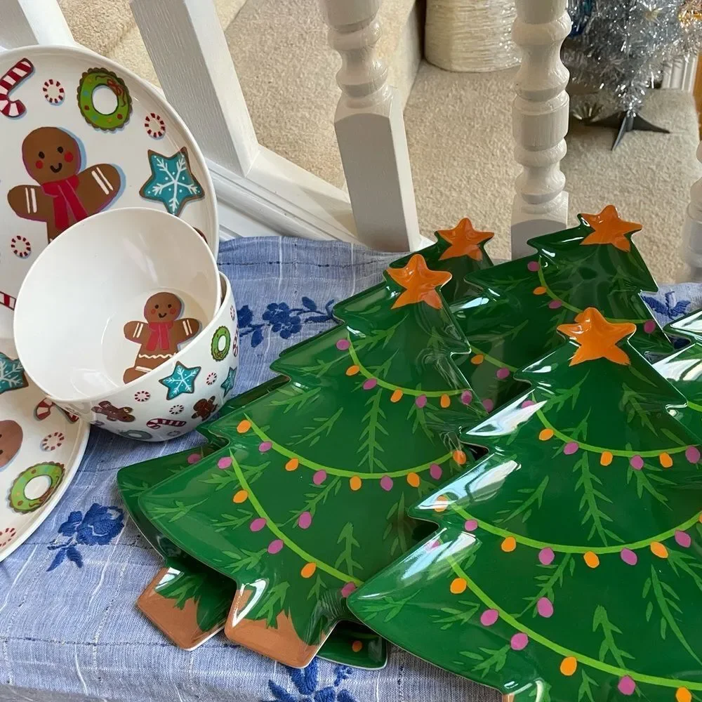 Target Gingerbread and Christmas Tree Cookie Plates Lot of 12!